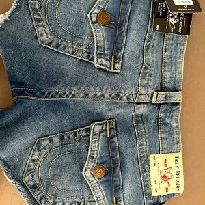 True religion nwt Jean shorts joeys cut off size 26